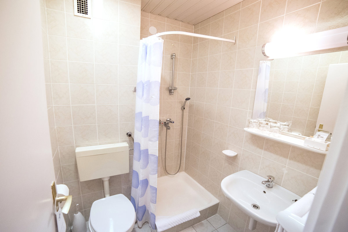 2022/02/Hotel-Slaven-Selce-sobe (5).jpg